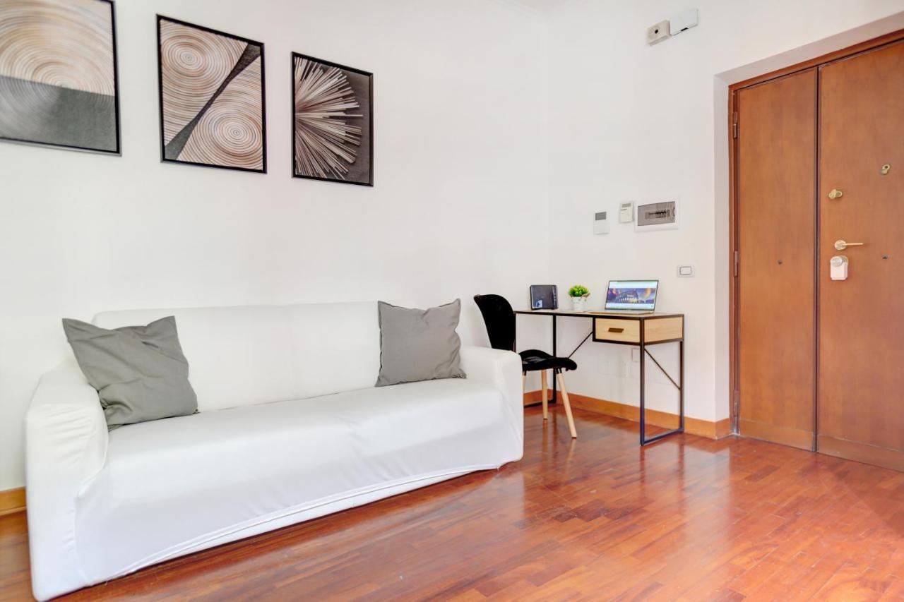 Colosseo Green Park - Home And More โรม ภายนอก รูปภาพ